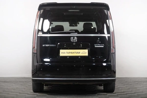 Минивэн Honda Stepwgn Spada 2022 года, 3259000 рублей, Томск