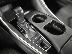 Седан Toyota Avalon 2022 года, 2774900 рублей, Казань