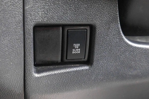 Минивэн Nissan Roox 2012 года, 589000 рублей, Барнаул