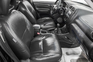 Внедорожник Toyota RAV4 2004 года, 889000 рублей, Барнаул
