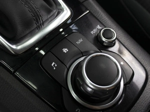 Седан Mazda 3 2018 года, 1495000 рублей, Омск