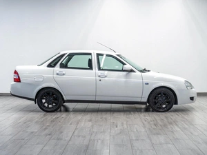 Седан ВАЗ (LADA) Priora 2015 года, 679000 рублей, Саратов