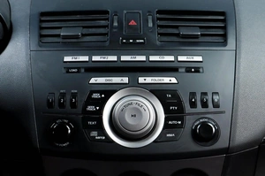 Хетчбэк Mazda 3 2010 года, 699000 рублей, Челябинск