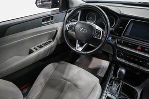 Седан Hyundai Sonata 2017 года, 1499000 рублей, Новокузнецк