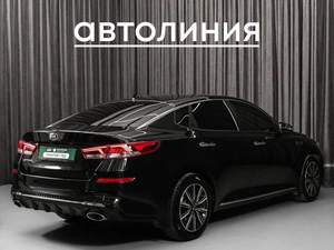 Седан Kia Optima 2018 года, 1745000 рублей, Красноярск