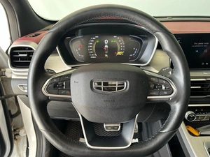 Внедорожник Geely Coolray 2023 года, 1890000 рублей, Смоленск