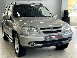 Внедорожник Chevrolet Niva 2010 года, 647000 рублей, Солонцы
