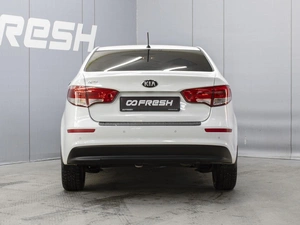 Седан Kia Rio 2015 года, 915000 рублей, Омск