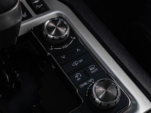 Внедорожник Toyota Land Cruiser 2018 года, 6699000 рублей, Тюмень