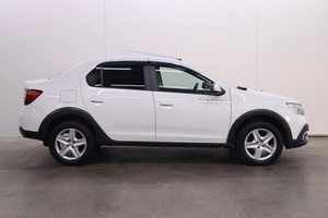 Седан Renault Logan 2019 года, 1080000 рублей, Брянск