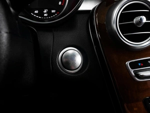 Седан Mercedes-benz C-класс 2017 года, 2499000 рублей, Тюмень