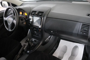 Седан Toyota Corolla 2008 года, 779000 рублей, Омск