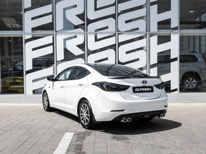 Седан Hyundai Elantra 2015 года, 1431000 рублей, Ставрополь