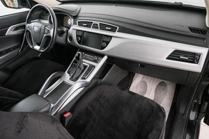 Внедорожник Geely Atlas 2018 года, 1559000 рублей, Красноярск