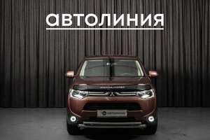 Внедорожник Mitsubishi Outlander 2012 года, 1499000 рублей, Красноярск