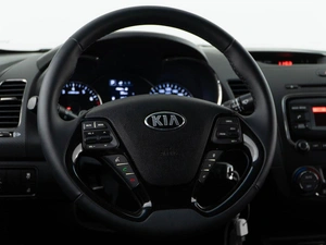 Седан Kia Cerato 2017 года, 1425055 рублей, Москва