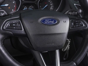 Хетчбэк Ford Focus 2016 года, 1050000 рублей, Ростов-на-Дону