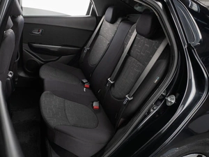 Седан Kia Rio 2012 года, 899000 рублей, Тюмень