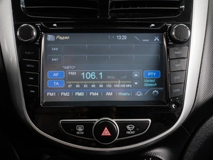 Седан Hyundai Solaris 2013 года, 1020000 рублей, Тюмень