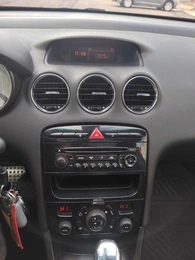 Универсал Peugeot 308 2011 года, 450000 рублей, Красноярск