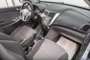 Хетчбэк Hyundai Solaris 2011 года, 689000 рублей, Томск