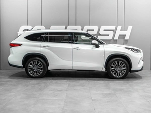 Внедорожник Toyota Highlander 2026 года, 5459000 рублей, Тюмень