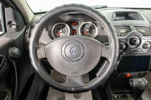 Седан Renault Megane 2004 года, 359000 рублей, Барнаул