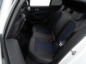 Хетчбэк BMW 1 серия 2021 года, 3249050 рублей, Москва