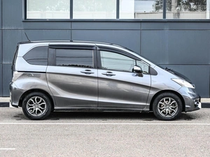 Минивэн Honda Freed 2012 года, 999000 рублей, Кирилловка