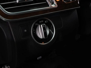 Седан Mercedes-benz E-класс 2013 года, 2130000 рублей, Воронеж
