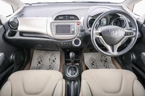 Хетчбэк Honda Fit 2012 года, 929000 рублей, Красноярск