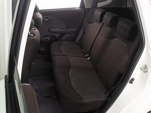 Хетчбэк Honda Fit 2012 года, 829000 рублей, Тюмень