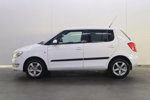 Хэтчбек Skoda Fabia 2011 года, 680000 рублей, Брянск