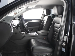 Внедорожник Volkswagen Touareg 2021 года, 6470000 рублей, Омск