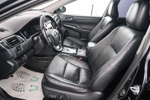 Седан Toyota Camry 2014 года, 1799000 рублей, Красноярск