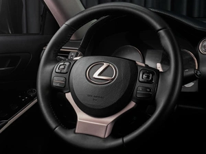 Седан Lexus IS 2018 года, 2949000 рублей, Тюмень