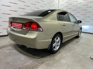 Седан Honda Civic 2007 года, 735000 рублей, Красноярск