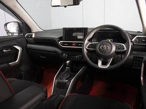 Внедорожник Toyota Raize 2020 года, 1610000 рублей, Омск