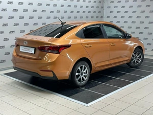 Седан Hyundai Solaris 2017 года, 1139000 рублей, Красноярск
