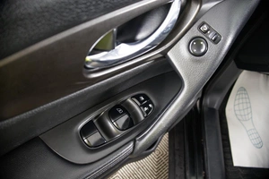 Внедорожник Nissan X-Trail 2015 года, 1299000 рублей, Пермь