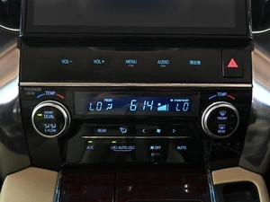 Минивэн Toyota Vellfire 2017 года, 3649000 рублей, Ростов-на-Дону