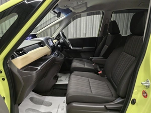 Минивэн Honda Freed 2017 года, 1320000 рублей, Красноярск