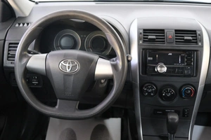 Седан Toyota Corolla 2012 года, 1129000 рублей, Омск