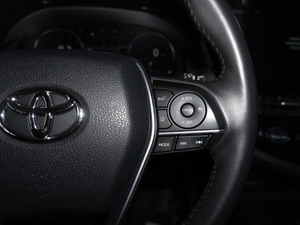 Седан Toyota Camry 2023 года, 4099000 рублей, Санкт-Петербург