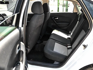 Седан Volkswagen Polo 2011 года, 579000 рублей, Кирилловка