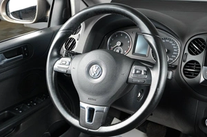 Хетчбэк Volkswagen Golf Plus 2012 года, 949000 рублей, Тюмень