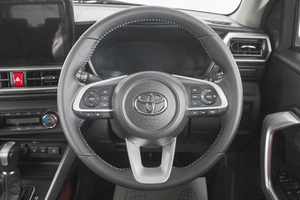 Внедорожник Toyota Raize 2020 года, 1499000 рублей, Кемерово