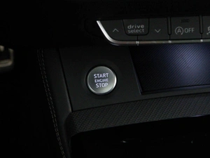 Внедорожник Audi Q5 2025 года, 5878434 рублей, Москва