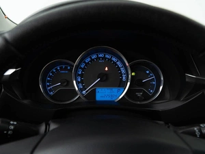 Седан Toyota Corolla 2013 года, 1350050 рублей, Москва