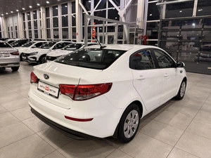 Седан Kia Rio 2017 года, 1140000 рублей, Орёл